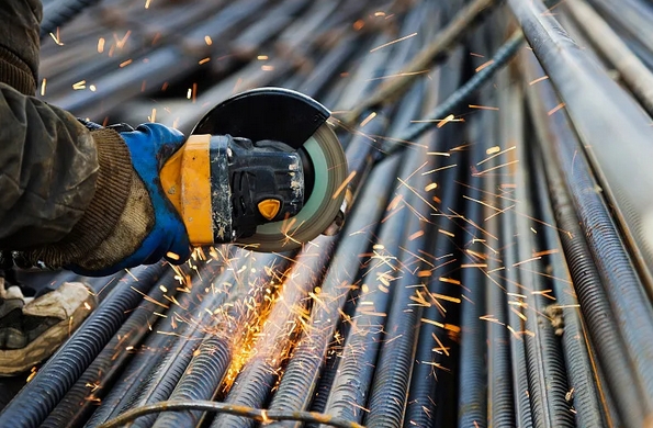 鋼材廠家常用的剪切設備